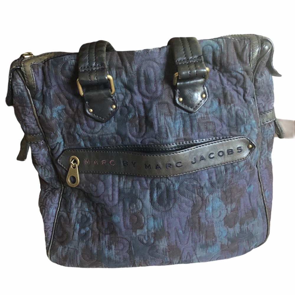 MARC BY MARC JACOBS Logo Quilted Canvas Tote - Picture 5 of 16